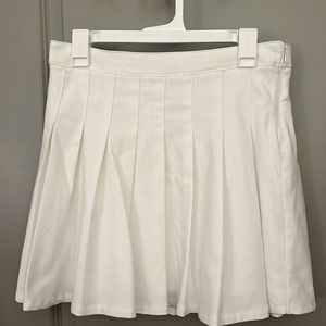 Hollister White Pleated Skirt